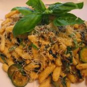 CAVATELLI ALLA CARBONARA DI ZUCCHINE
