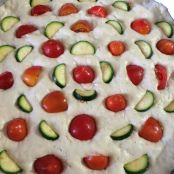 Focaccia all'olio d'oliva con verdure miste - Tappa 2
