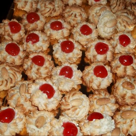 Biscotti con la pasta di mandorle