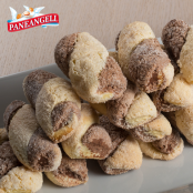 Biscotti intrecciati di ricotta