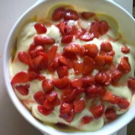 Tiramisù alle fragole mature