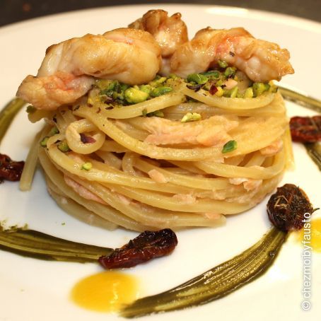 Spaghetti salmone e Mediterraneo