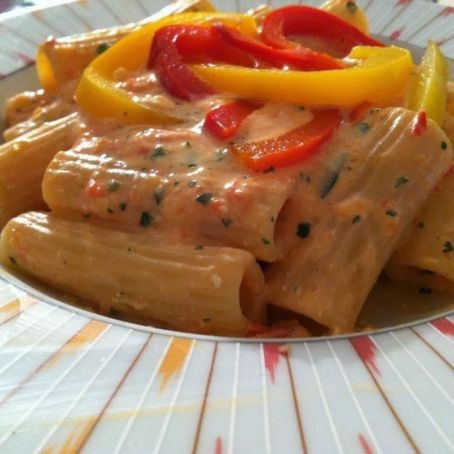 PASTA ALLA CREMA DI PEPERONI