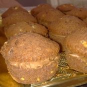 CUPCAKES AL CACAO CON GOCCE DI CIOCCOLATO BIANCO E  GANACHE AL CIOCCOLATO FONDENTE