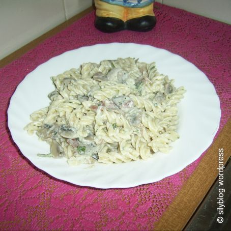 FUSILLI SPECK E FUNGHI