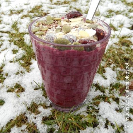 Smoothie ai frutti di bosco con copertura!
