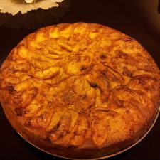 Torta di mele con la sambuca