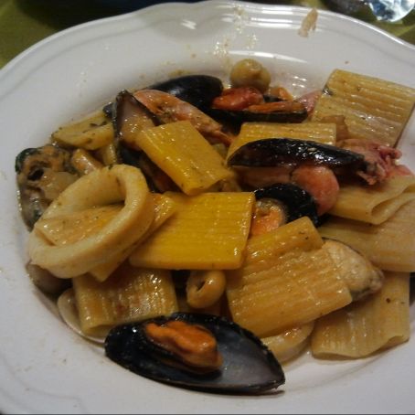 PACCHERI AI FRUTTI DI MARE