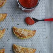 Calzoncini con manzo speziato, salsa al pomodoro piccante - Tappa 2
