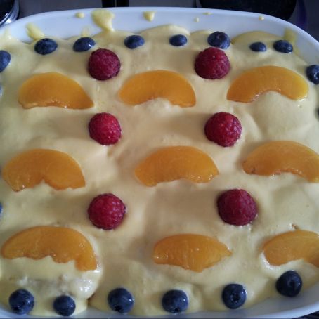 Tiramisù alle pesche sciroppate