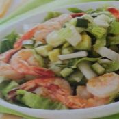 Insalata con gamberi avocado e zucchine