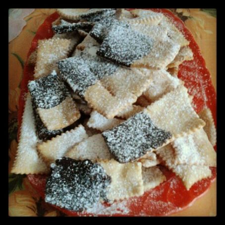 Chiacchiere bianche e nere