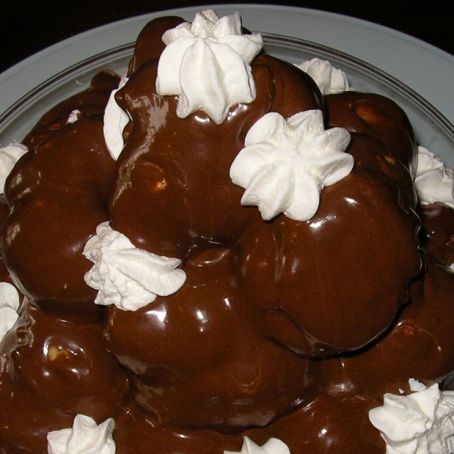 TORTA PROFITEROL