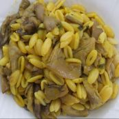 Malloreddus con zafferano e funghi plerotus