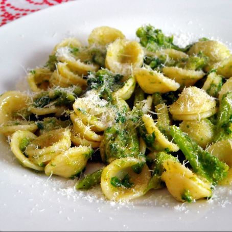 Orecchiette con cime di rape