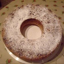 Ciambella all'acqua con limoncello e gocce di cioccolato bianco