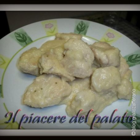 Spezzatino di pollo in crema di latte