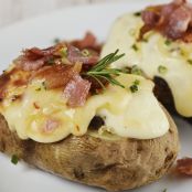 Patate farcite con pancetta e toma piemontese