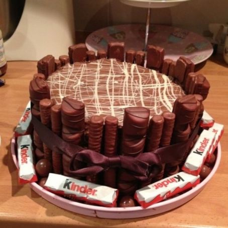 Torta Kinder Bueno e Togo - (3.7/5)