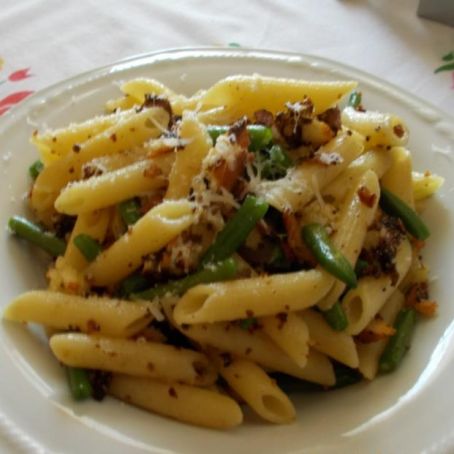 PENNE CON FAGIOLINI E CRUMBLE'