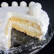 Torta
al cocco e crema di mandorle