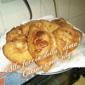PANZEROTTI CON SALSICCIA E RICOTTA