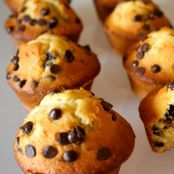 Muffin al cocco e gocce di cioccolato