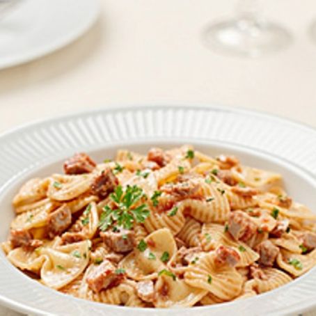 FIOCCHI RIGATI AL TONNO FRESCO