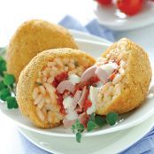 Arancini filanti con tonno e mozzarella