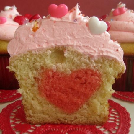 MUFFIN CON CUORE ROSSO