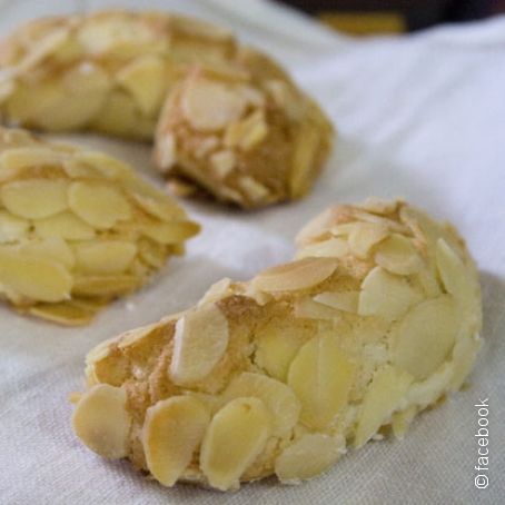 Dolci Di Natale Con Mandorle.Biscotti Alle Mandorle 3 8 5