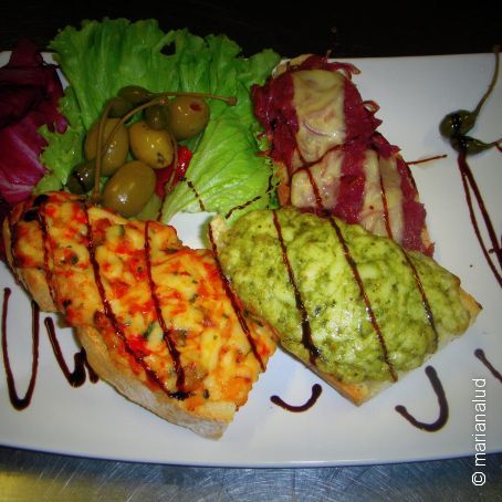 Tris di bruschette miste