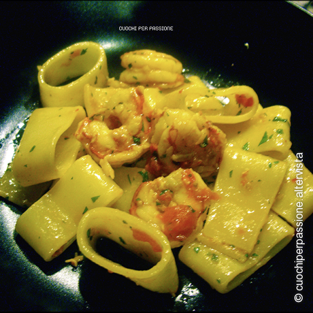 Calamarata con Gamberoni e Pomodorini