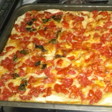 Pizza con i pomodorini