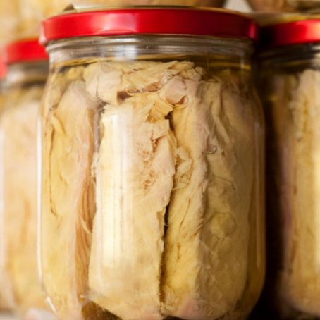 TONNO SOTT'OLIO E ACCIUGHE SOTTO SALE