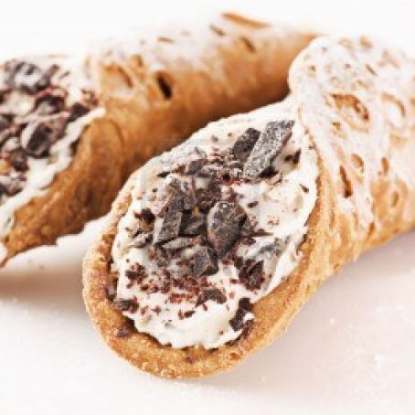 CANNOLI SICILIANI ALLA RICOTTA