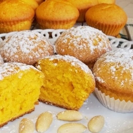 Muffins alle carote e mandorle