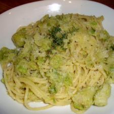 Spaghetti e cavolini di Bruxelles