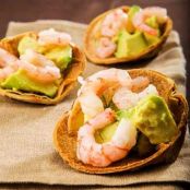 Cestini croccanti con gamberetti e avocado