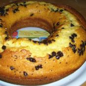 Ciambella con gocce di cioccolato e mascarpone