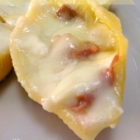 Conchiglioni ripieni di zucca e mozzarela