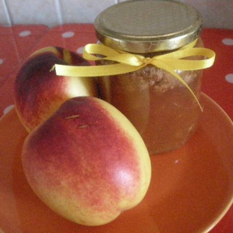 Confettura pesche e amaretti