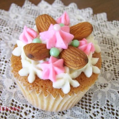 Cupcakes alla mandorla
