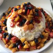 Meringata al limone e frutta fresca