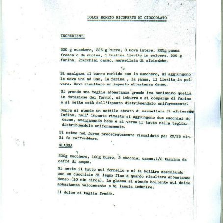 dolce romeno ricoperto al cioccolato