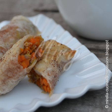 Involtini primavera con salsa agrodolce