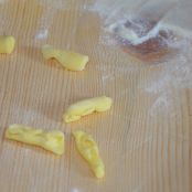 Cavatelli Gialli Polipo e melanzane su letto di lenticchie - Tappa 1