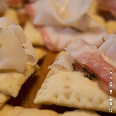 Crackers a lievitazione naturale (e non)