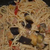 Spaghetti con melanzane e tonno - Tappa 3