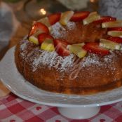 Ciambella allo yogurt con fragole